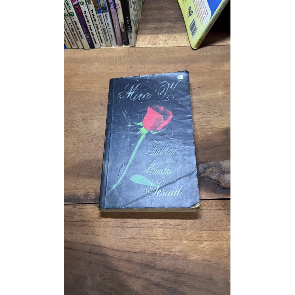 Buku Novel Drama: Bukan Cinta Sesaat