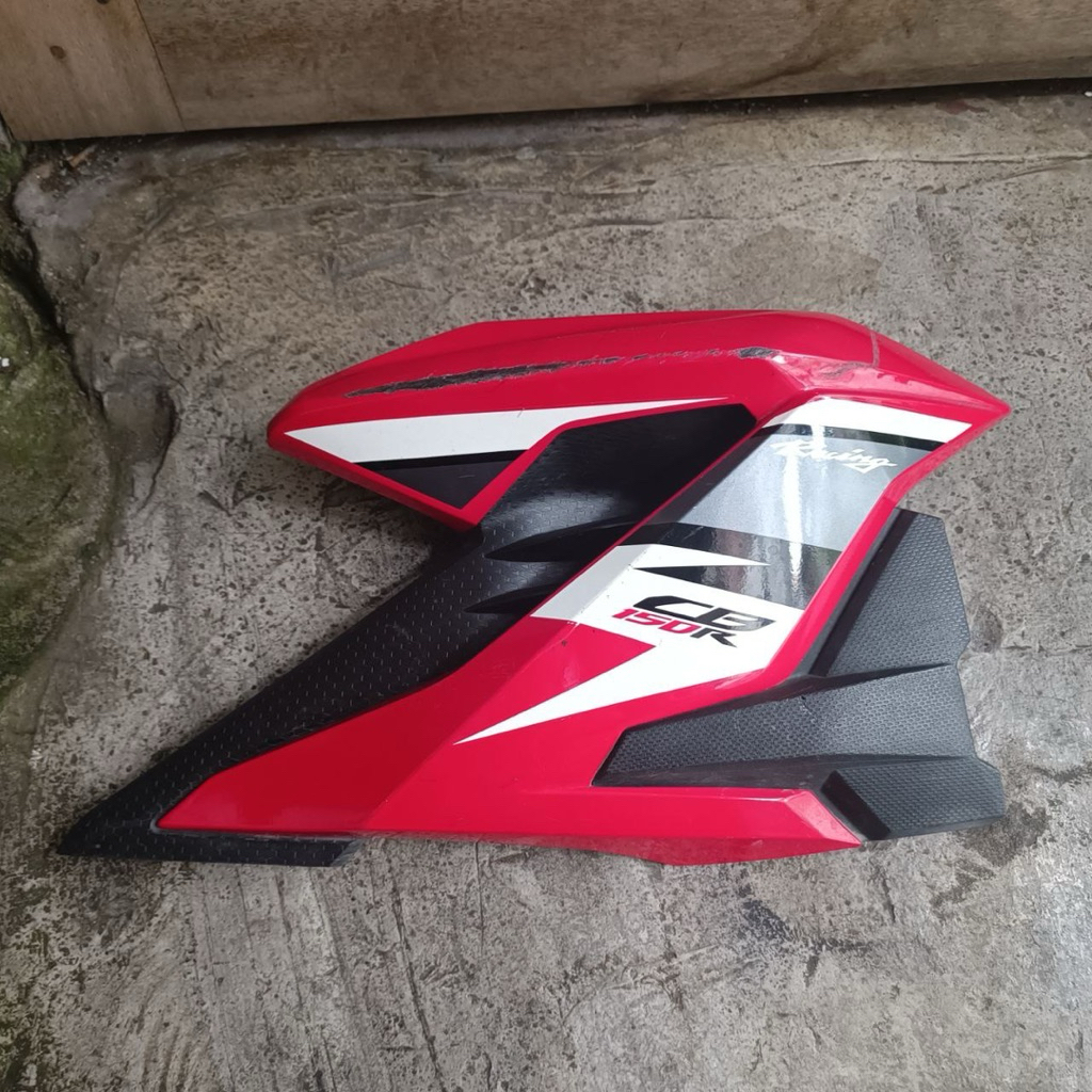 sayap tebeng kupingan tengki honda new cb150r led fi v3 original copotan
