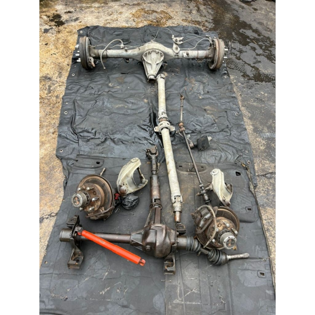 Gardan 4x4 Panther,Luv,Trooper