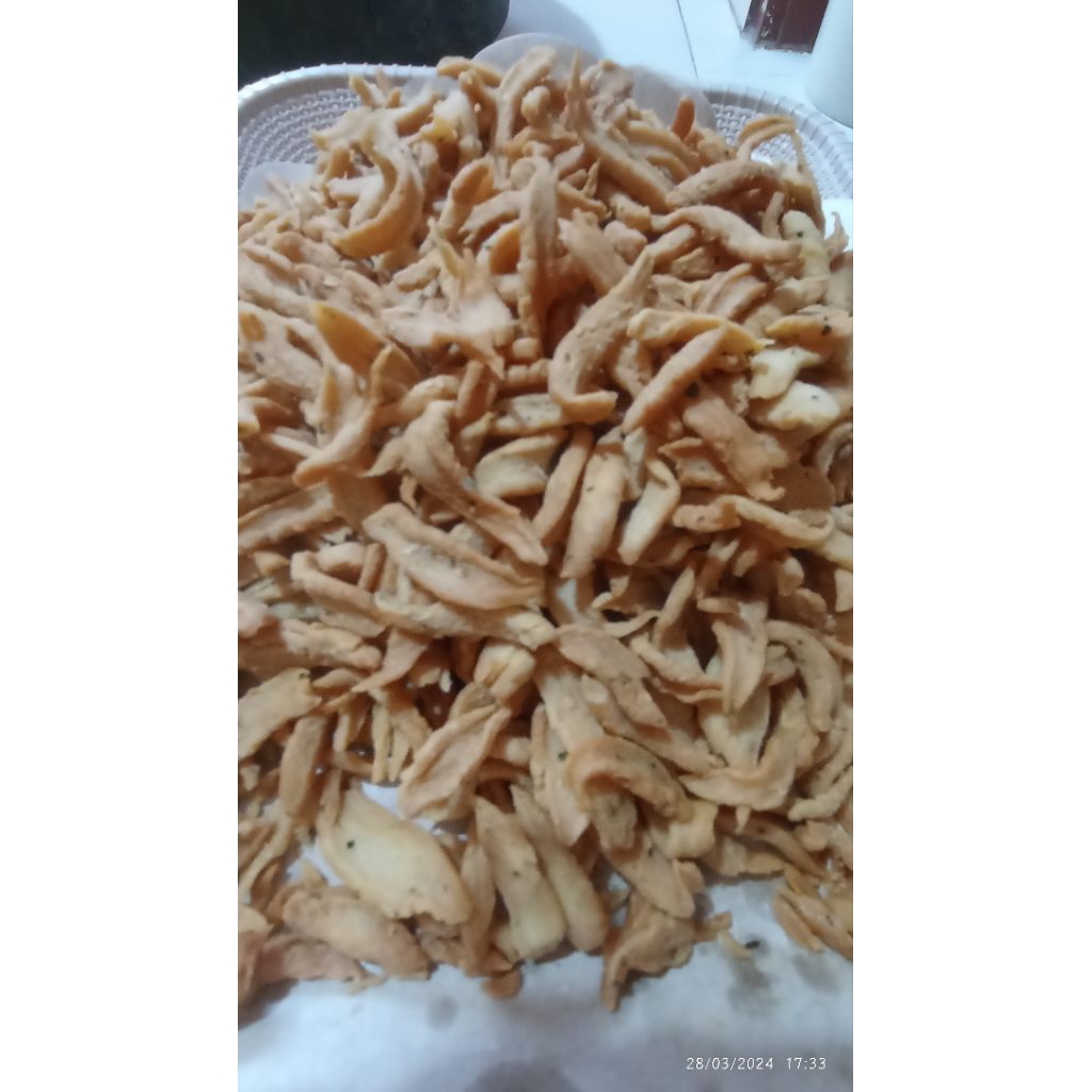 kue bawang gunting