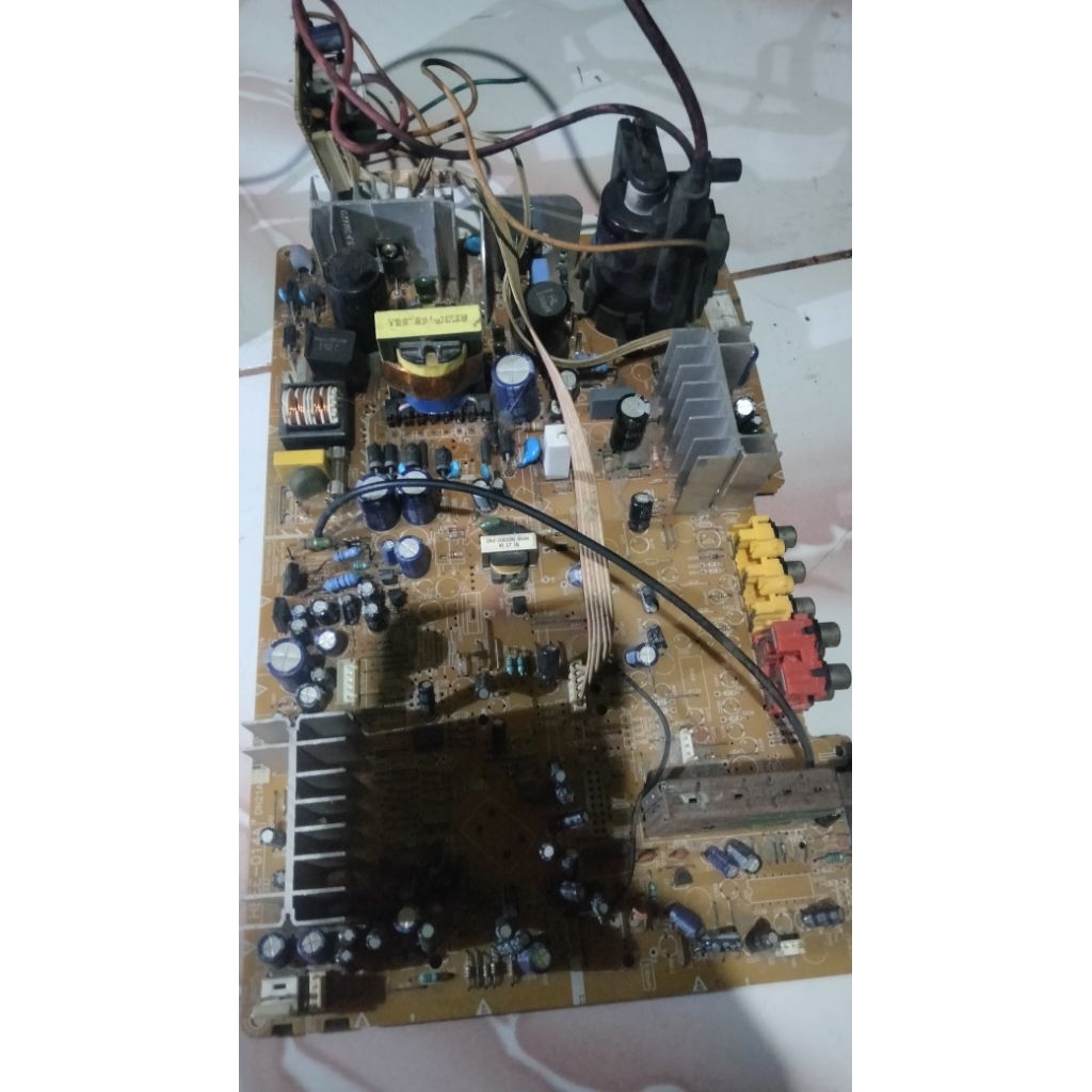 mesintv/tv/tabung/Polytron/slim/xbr/nonew