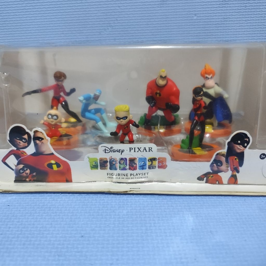 Disney Pixar The Incredible Figurine Playset Disney Store preloved