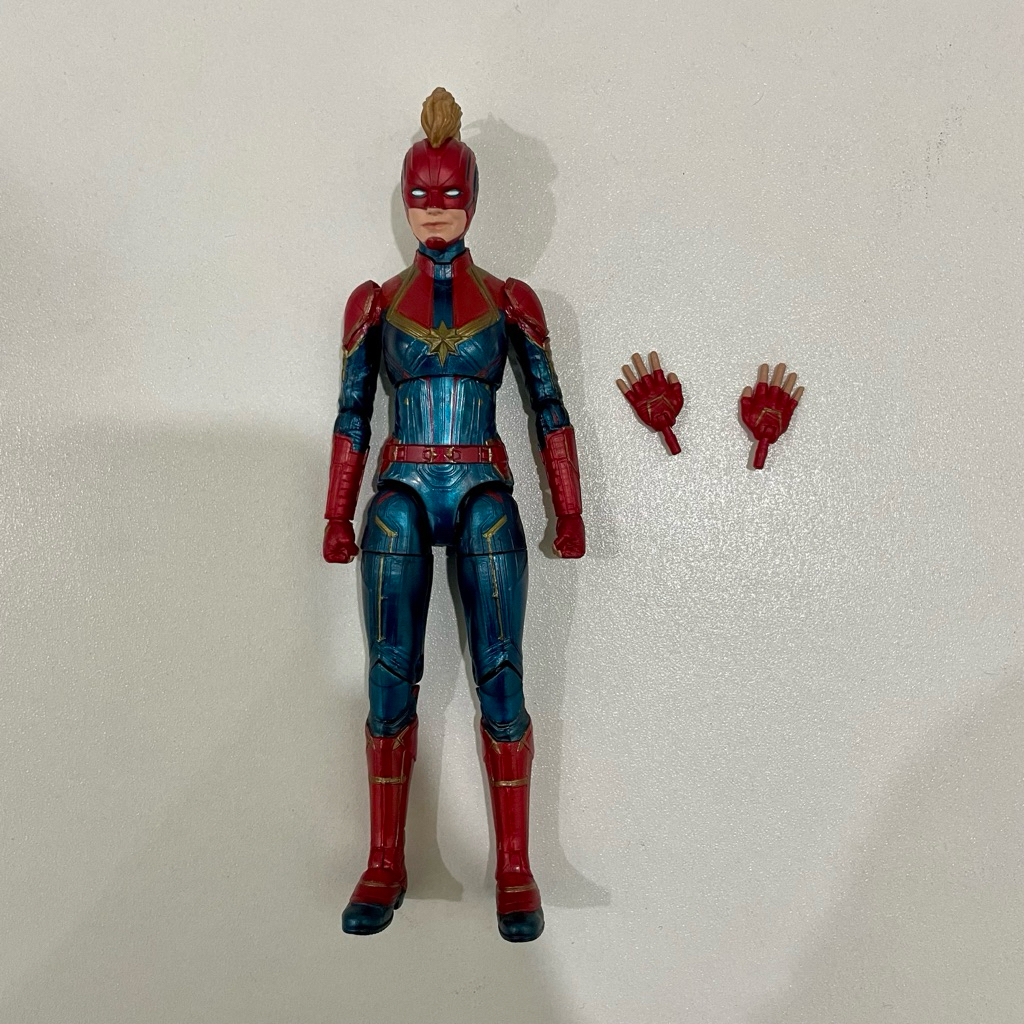 Marvel Legends Captain Marvel Original Hasbro Action Figure
