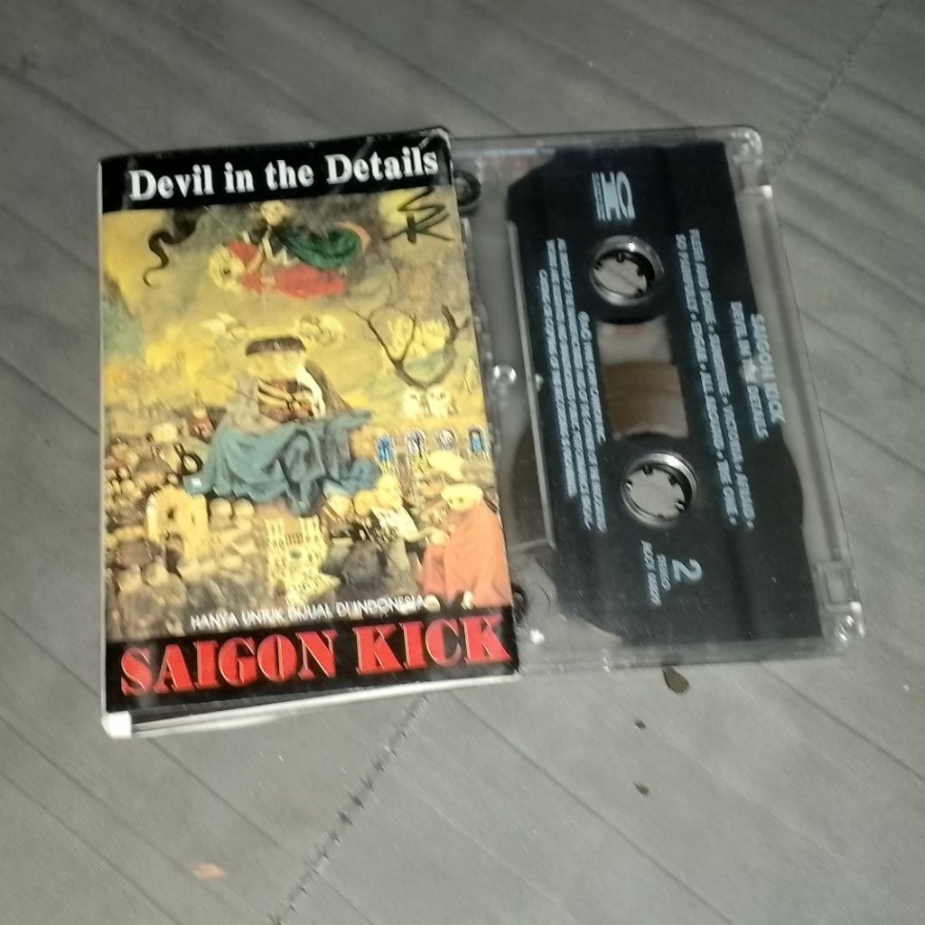 Kaset Pita:Saigon Kick-Devil In The Details
