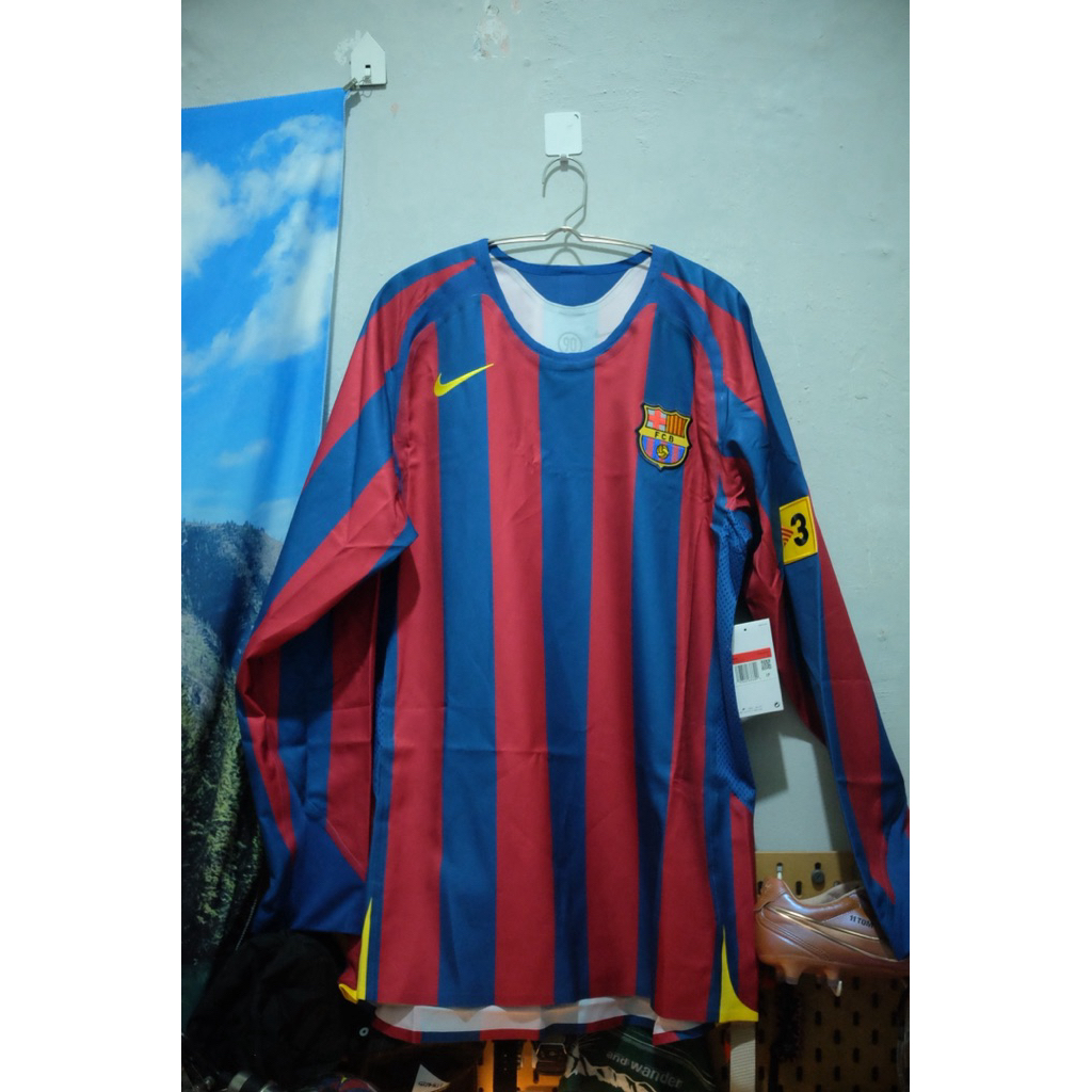 FC Barcelona 2005/2006 Reissue Home  LS Longsleeve Ronaldinho 10 Original