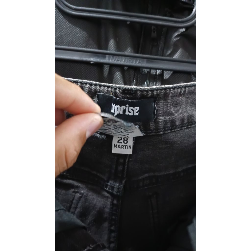 uprise denim