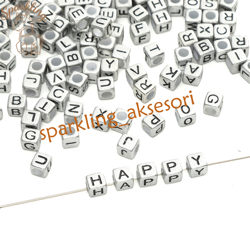 [50PCS] Manik Persegi Huruf Akrilik 6x6mm - Manik Huruf Inggris untuk Aksesori Handmade & DIY