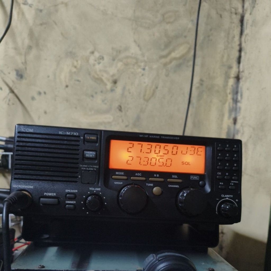 RADIO MARINE ICOM IC M710