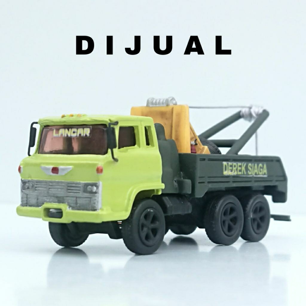 Diecast Hino truck "DEREK SIAGA"