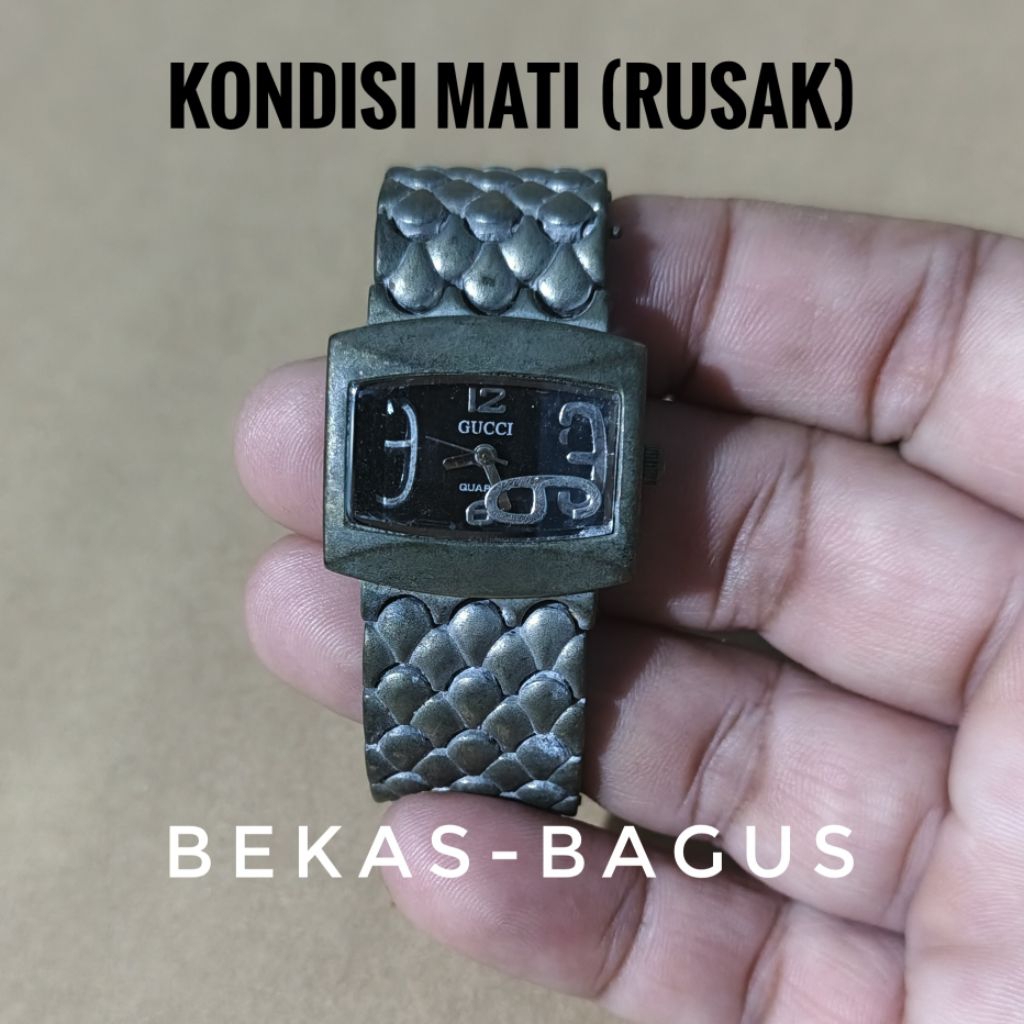 Preloved - Jam Tangan Wanita Gucci Model Sisik Ular Kondisi Rusak Mati, Jam Buat Servisan
