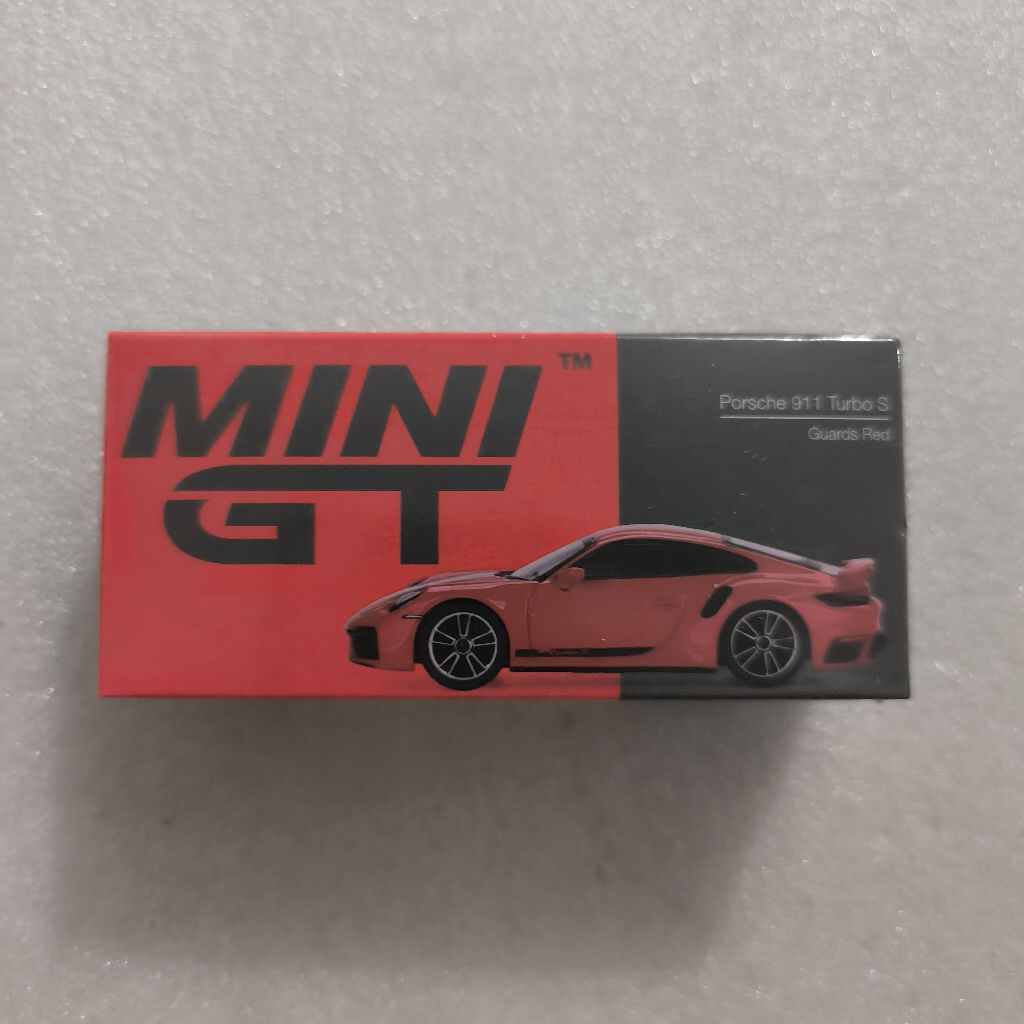 MINI GT 423 PORSCHE 911 TURBO S GUARDS RED