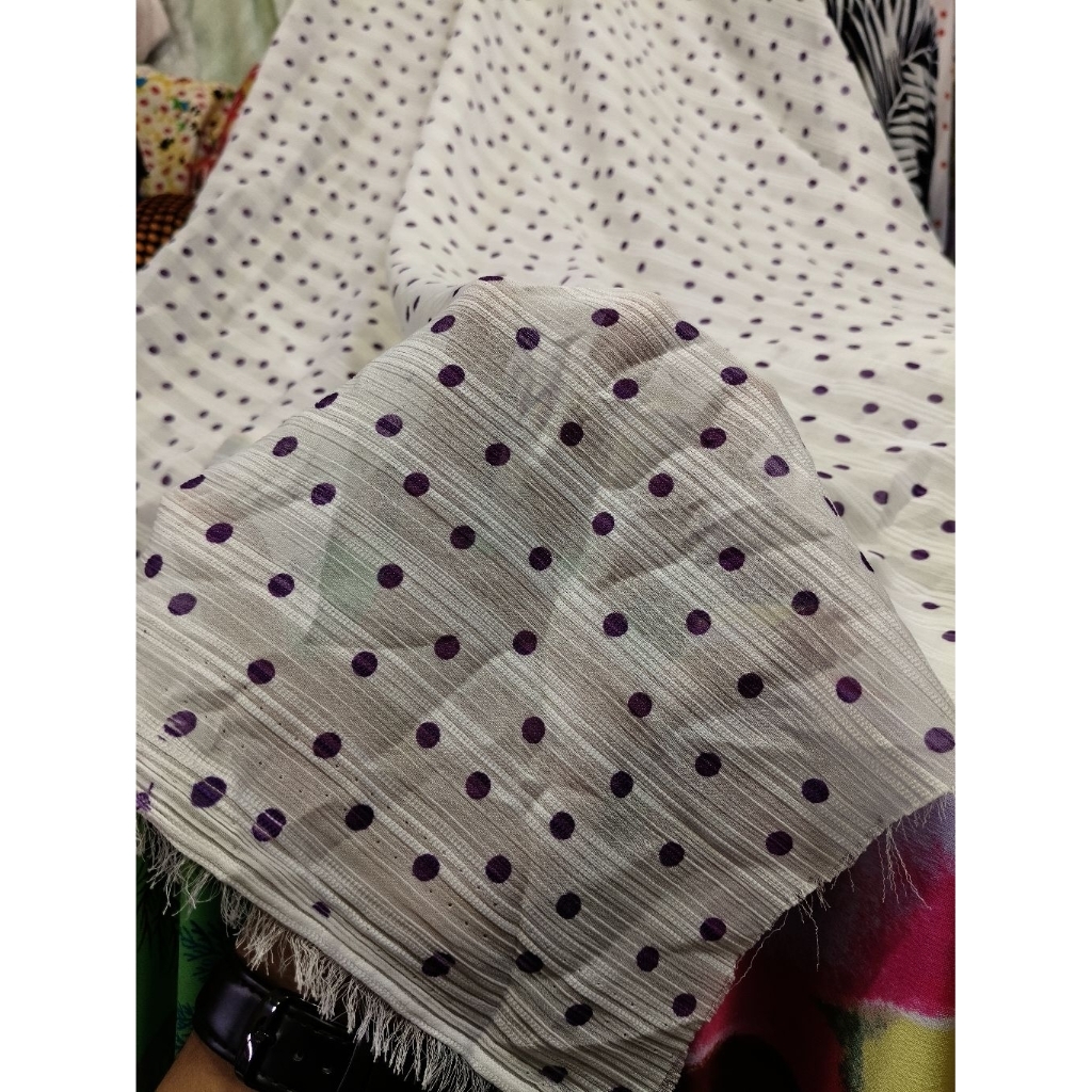 kain sifon yoriyu premium/kain sifon doby/kain sifon motif polkadot/kain sifon murah/kain sifon anti