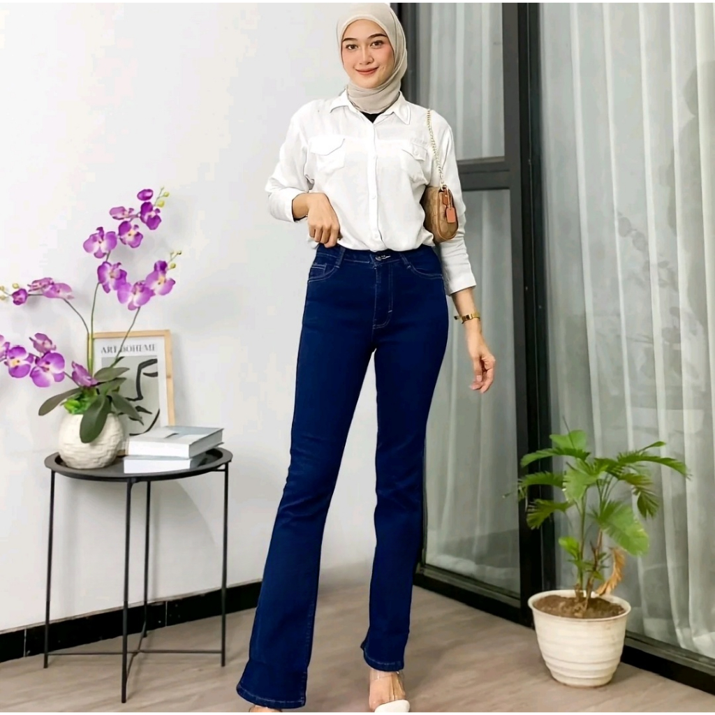 Celana Cutbray Highwaist Wanita Bahan Stretch Premium Hitam Melar Nyaman - HW Cutbray Jeans Wanita -