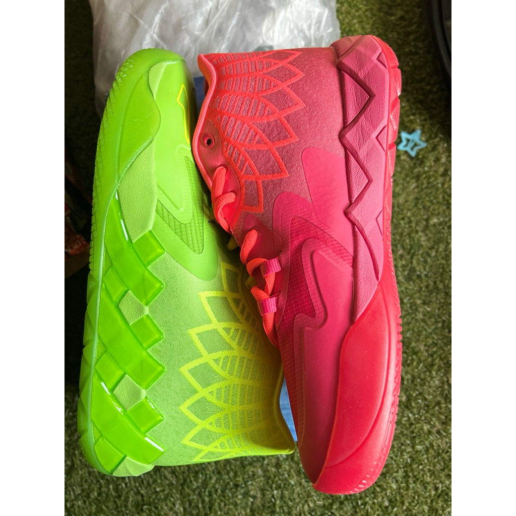 sepatu basket puma missmatch size 43