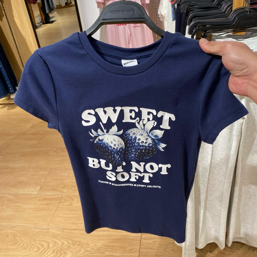 Jastip. Tshirt Crop Bershka (Women)