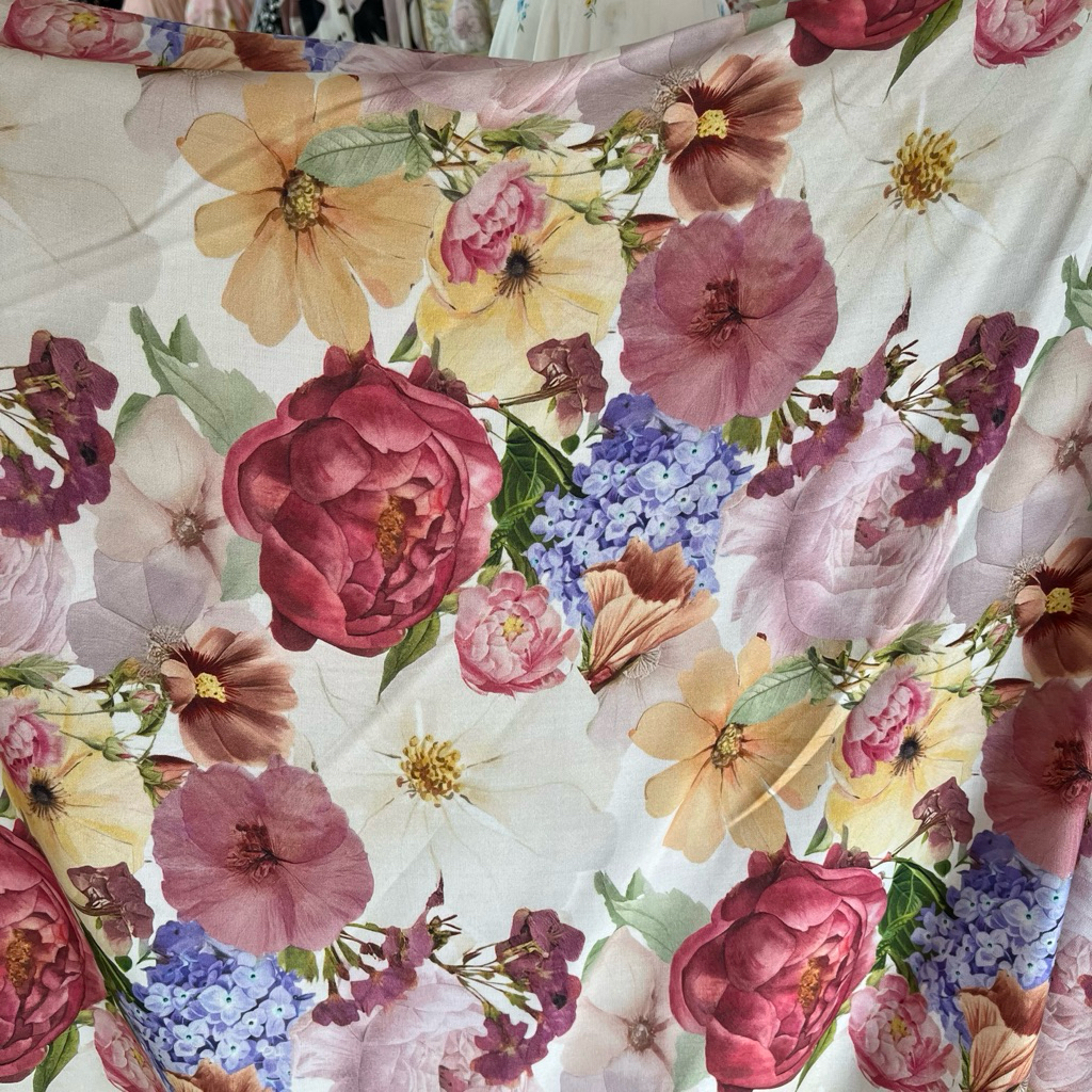 Kain Katun Rayon Motif Bunga Kembang Premium Cocok Buat Daster,Gamis,Tunik,dll