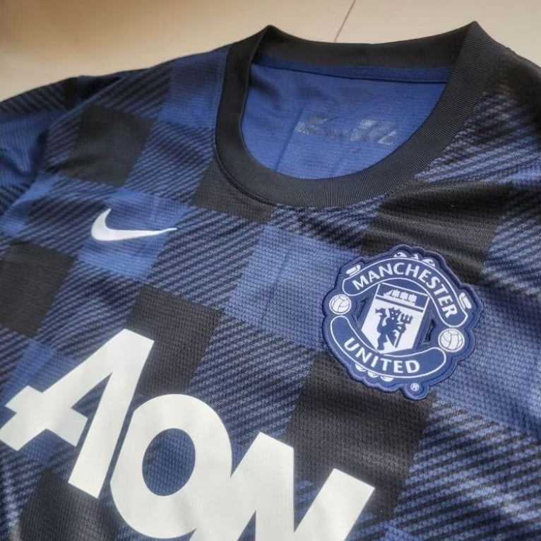 JERSEY ORIGINAL MANCHESTER UNITED AWAY 2013/2014 (VAN PERSIE)