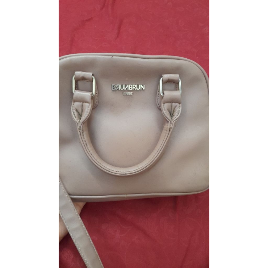 Tas Selempang Burn Burn Paris Pink