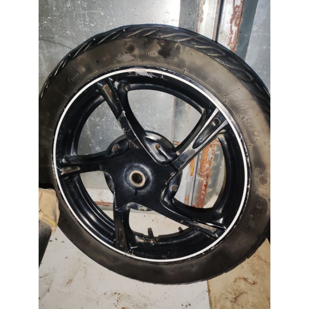 Velg standar xeon gt 125