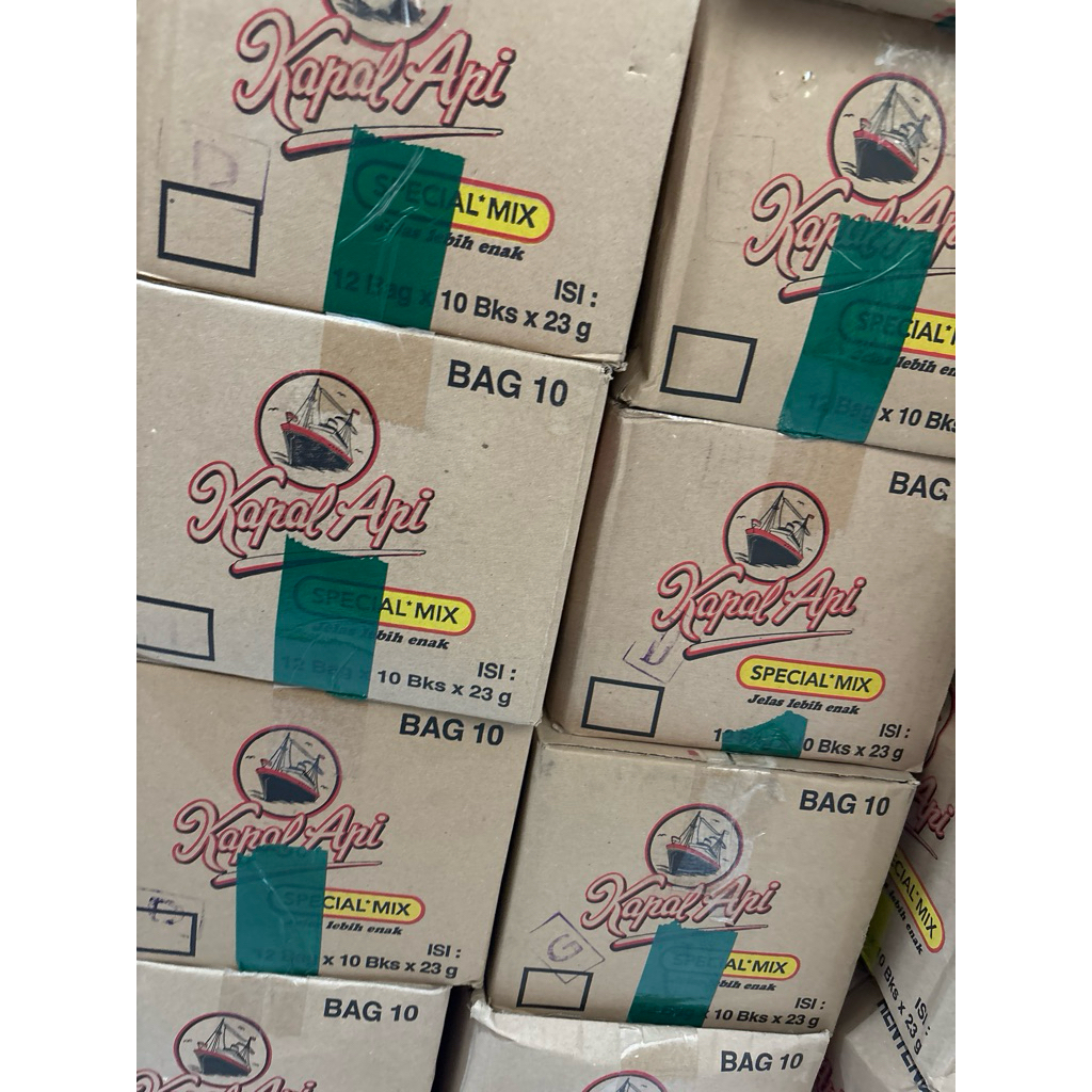 Kopi Kapal Api Special Mix 1 karton