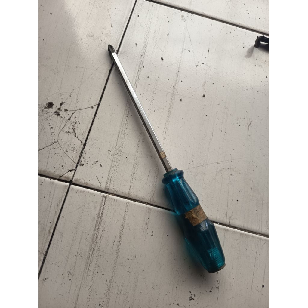 OBENG PLUS BESAR PANJANG 32 CM CHROME VANADIUM