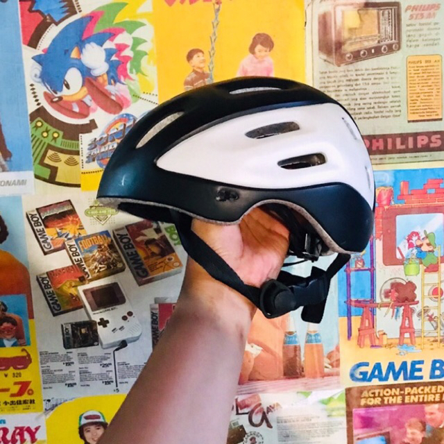 Helm Sepeda FOLKER / Helm Preloved - Helm Sepeda Dewas