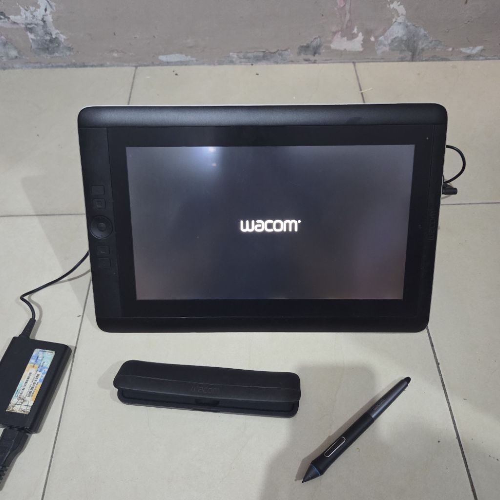 WACOM CINTIQ COMPANION 1 Laptop PC AIO Gambar Digital Painting Pen Tablet Display