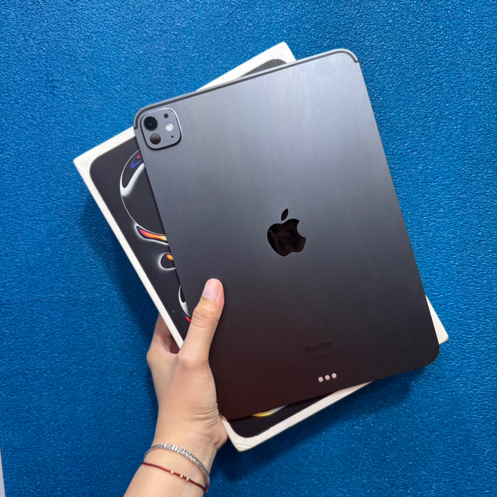Ipad Pro M4 256gb inter second bekas pakai fullset Ori