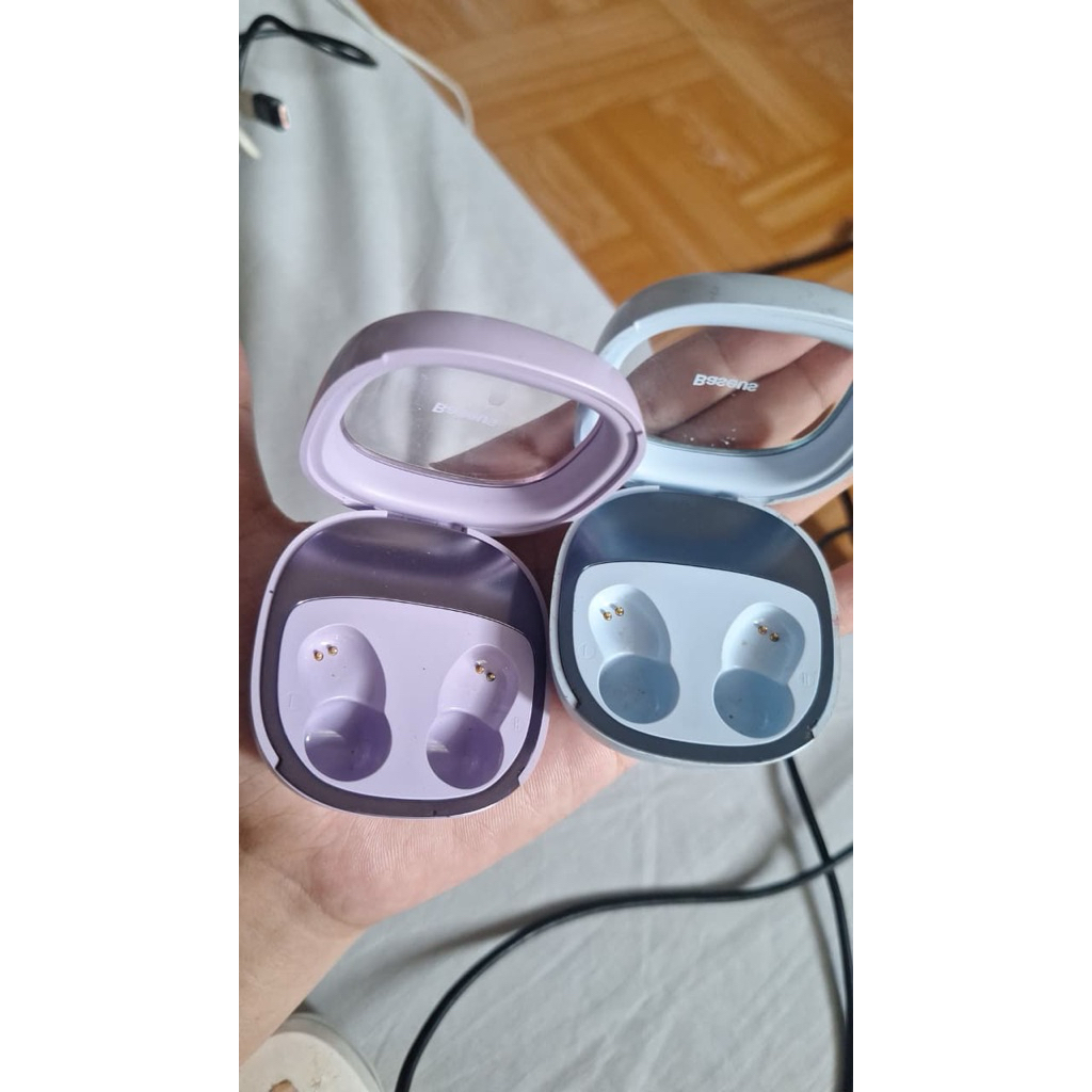 Preloved Baseus (case only) rumahan baseus baca deskripsi