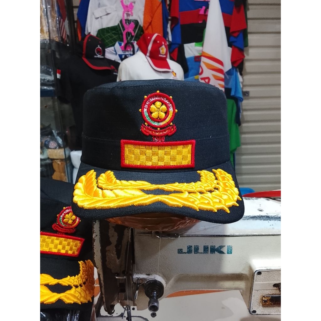 topi komando pol pp