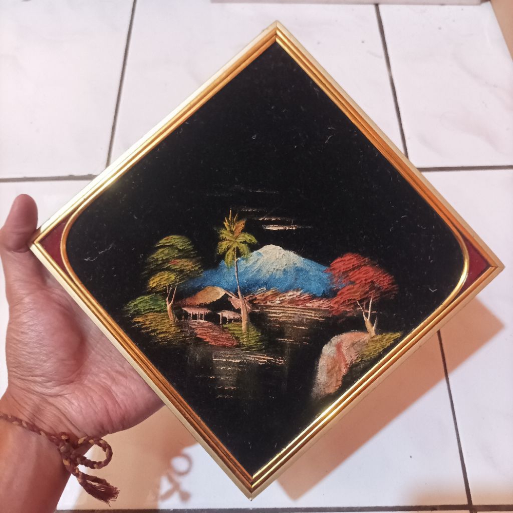 Vintage Lukisan Pemandangan Karya Tangan Asli Kain Bulu Halus