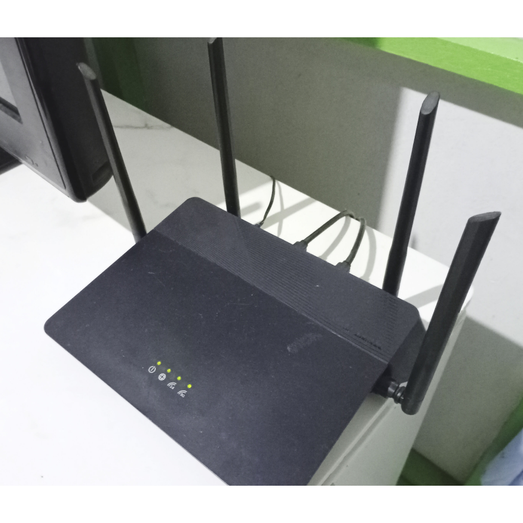 D-Link DIR-878 AC1900 Dual-Band Gigabit Router