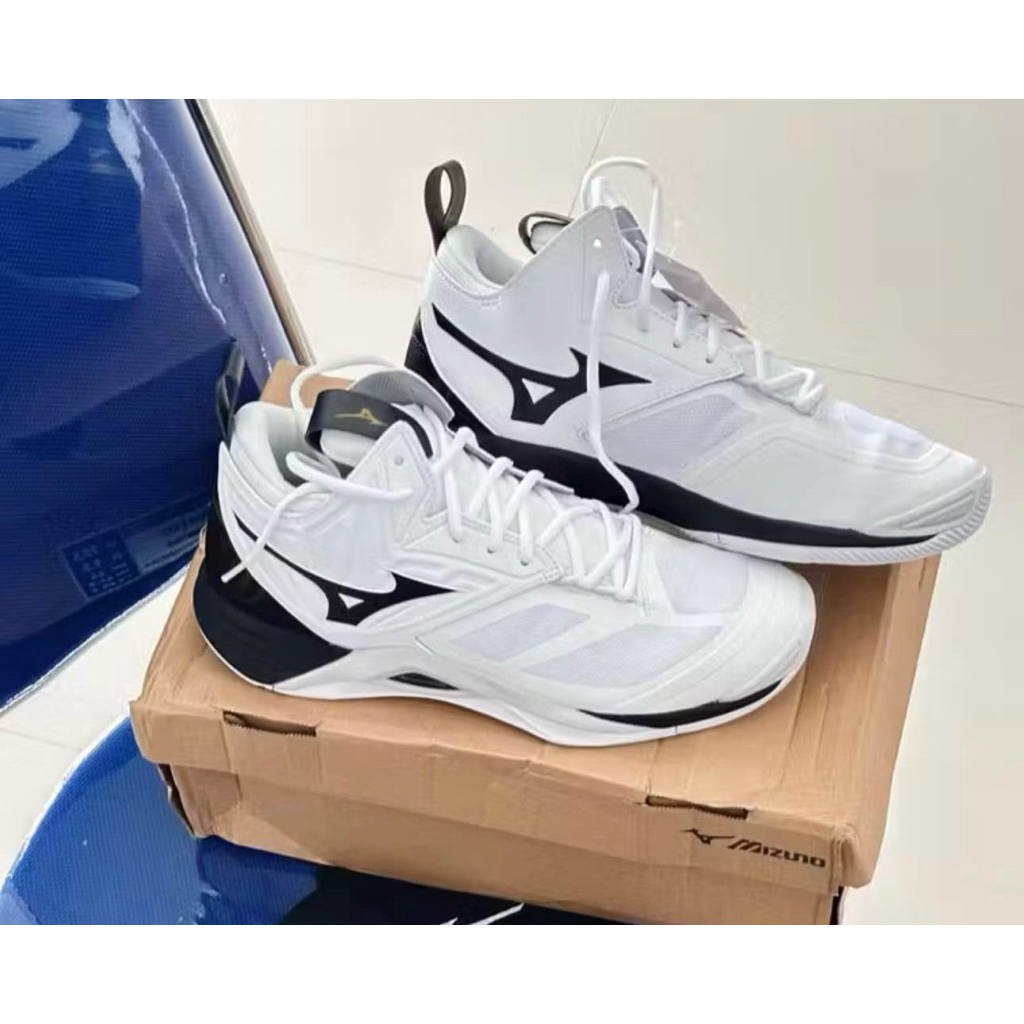 Preloved like new - KING OF DRIBBLE Sepatu Volley Mizuno Wave Momentum 2 MID V1GA211709 Original