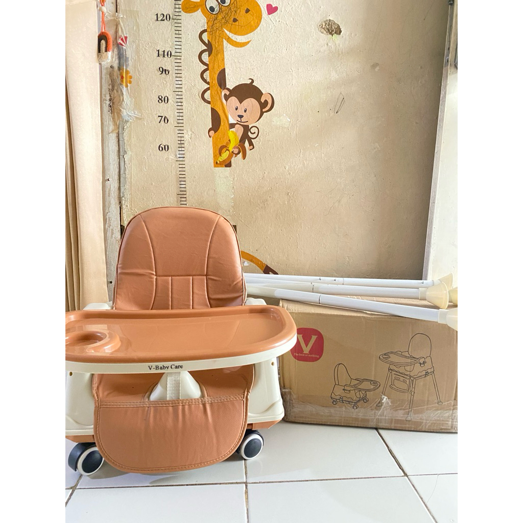 Preloved Baby chair V Baby