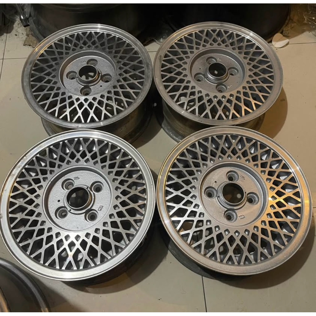 Velg Original ENKEI Mesh EK64 Ring 13. Japan. Lebar 5.5. Et 38. 4x100. For Wuling Air EV, Karimun, d