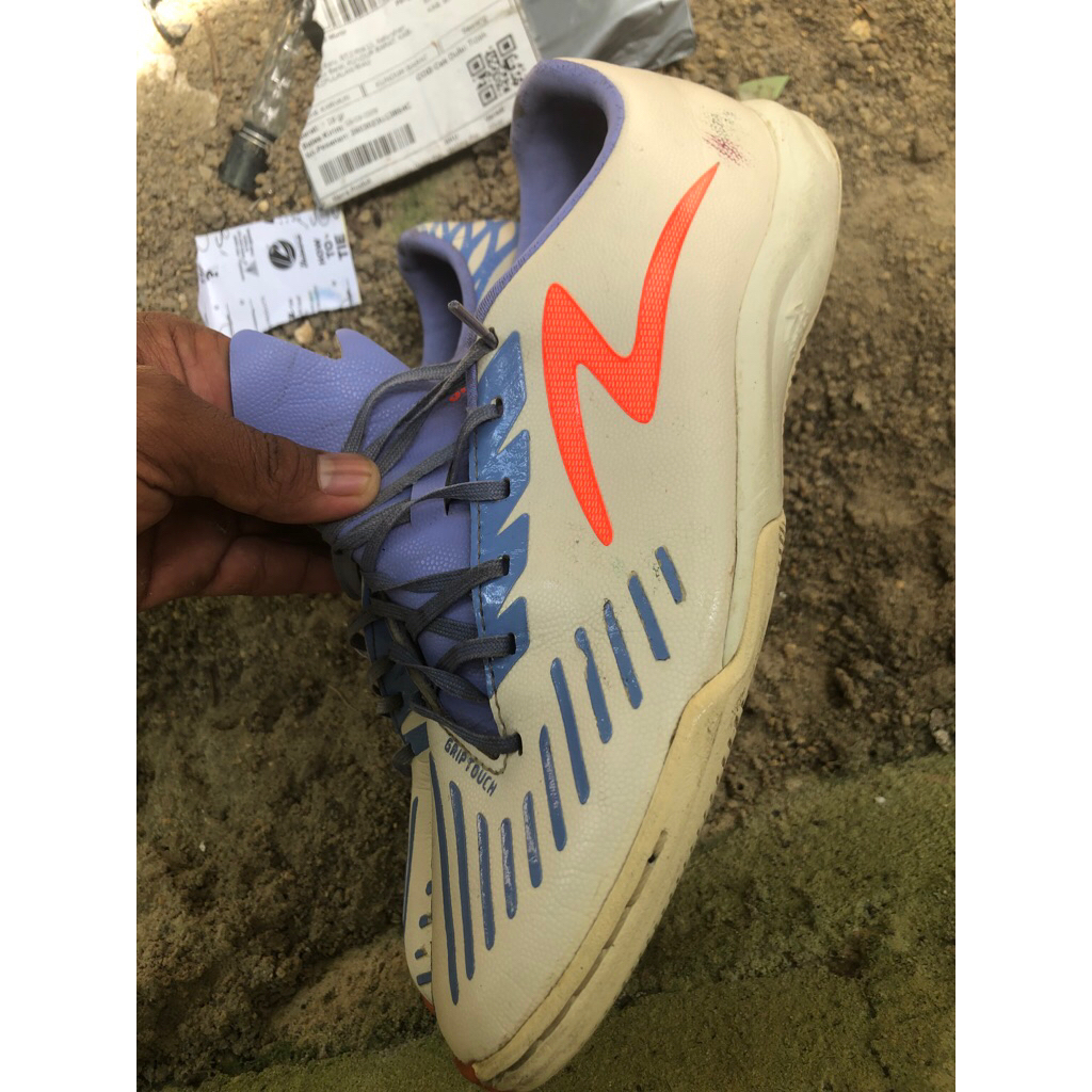 sepatu futsal specs hydra ss size 39