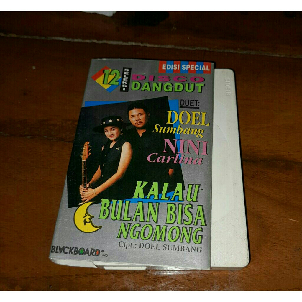 Kaset pita Doel sumbang Nini Carlina