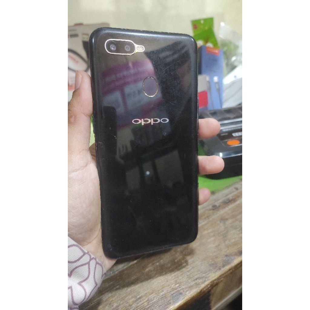 oppo a5s ram 3/32 (hp android hp second)