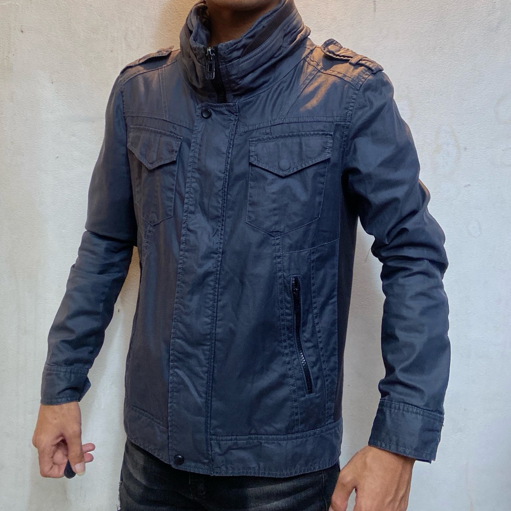 jaket casual hum size M