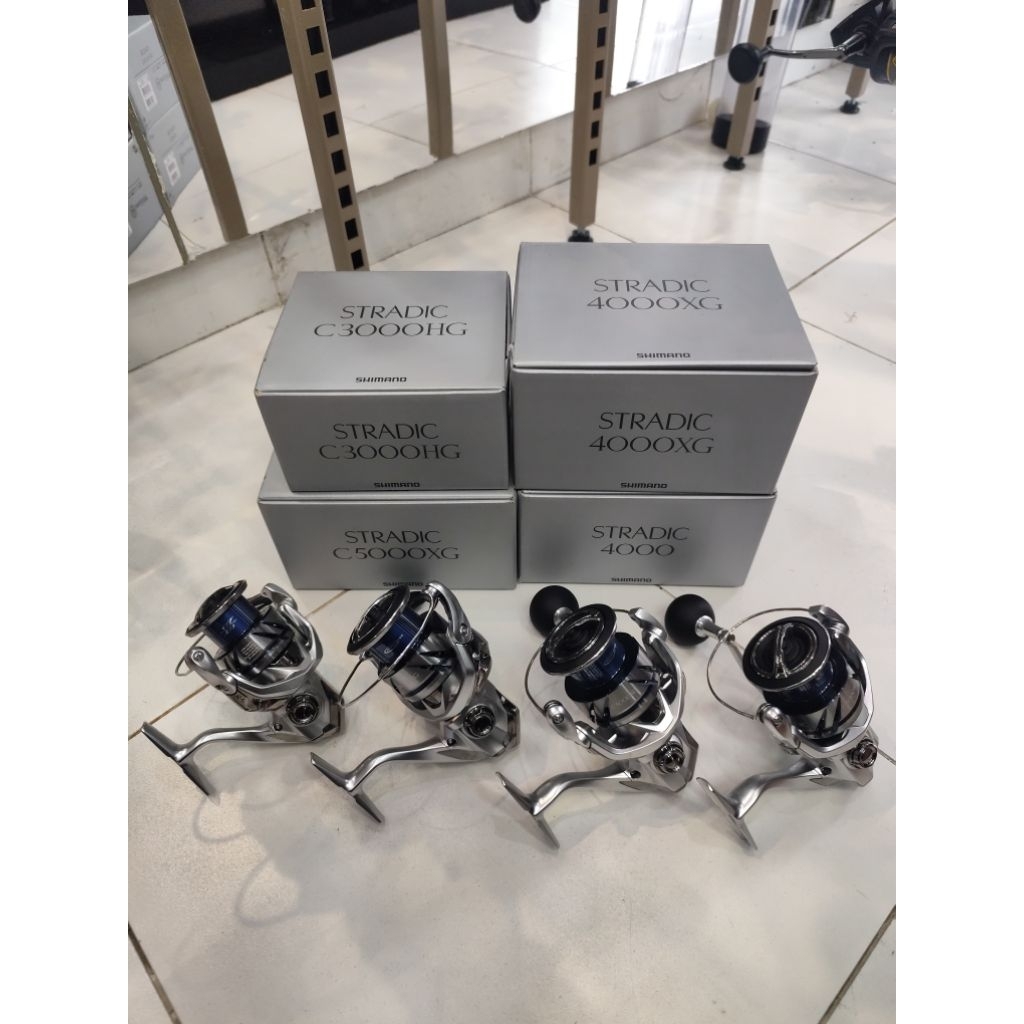 Reel Pancing Spinning SHIMANO STRADIC C3000HG, 4000, C4000XG, C5000XG.