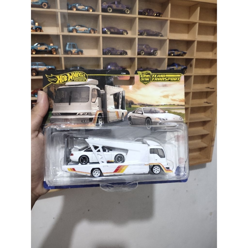 Hotwheels Team Transport Toyota Soarer Kousoku Hauler