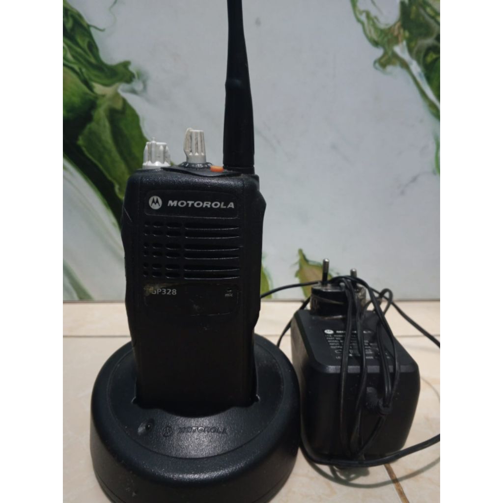 HT MOTOROLA 328 UHF