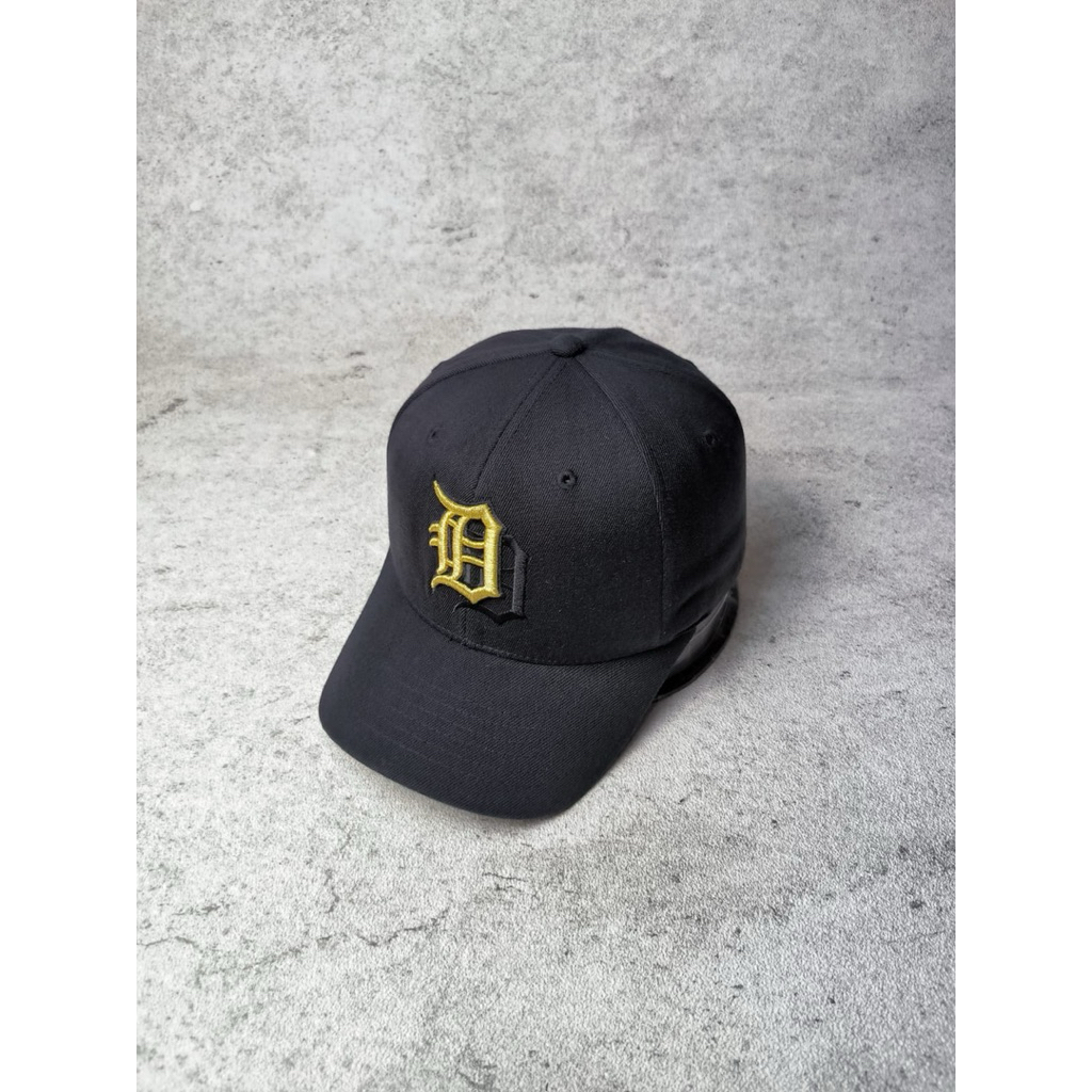 Topi Caps Fitted Official MLB Detroit Tigers