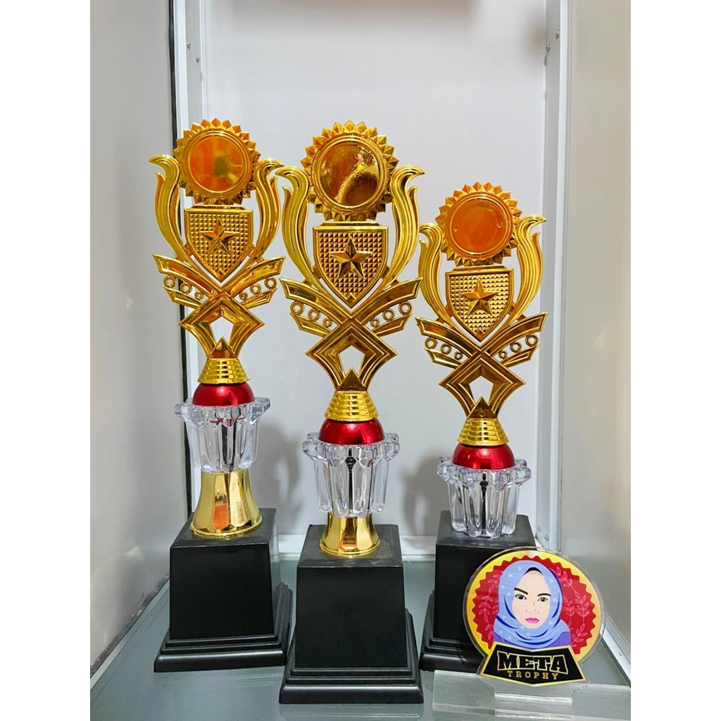 PIALA UNTUK ACARA LOMBA FASHION SHOW CERDAS CERMAT TERBARU