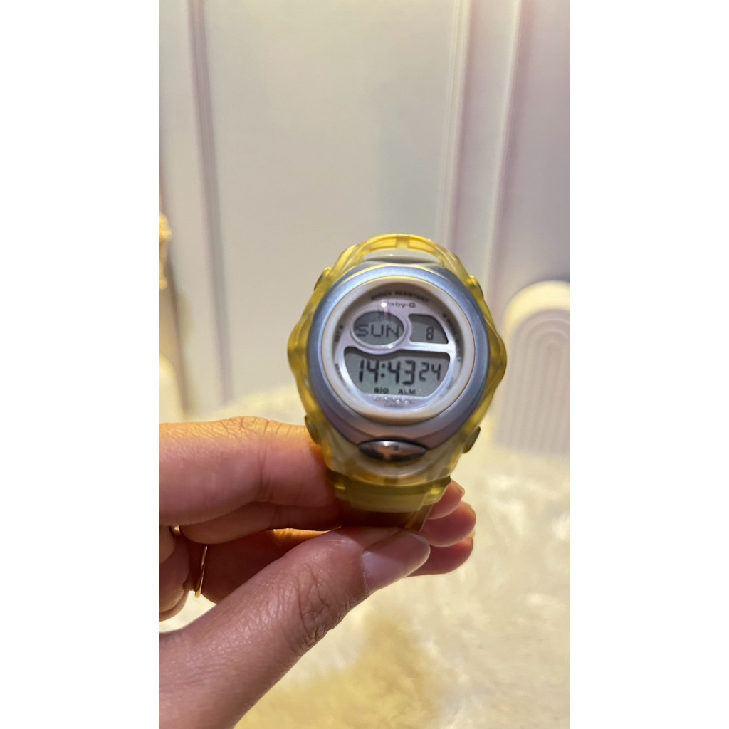 Baby-G BGC-100 G-Cool Series