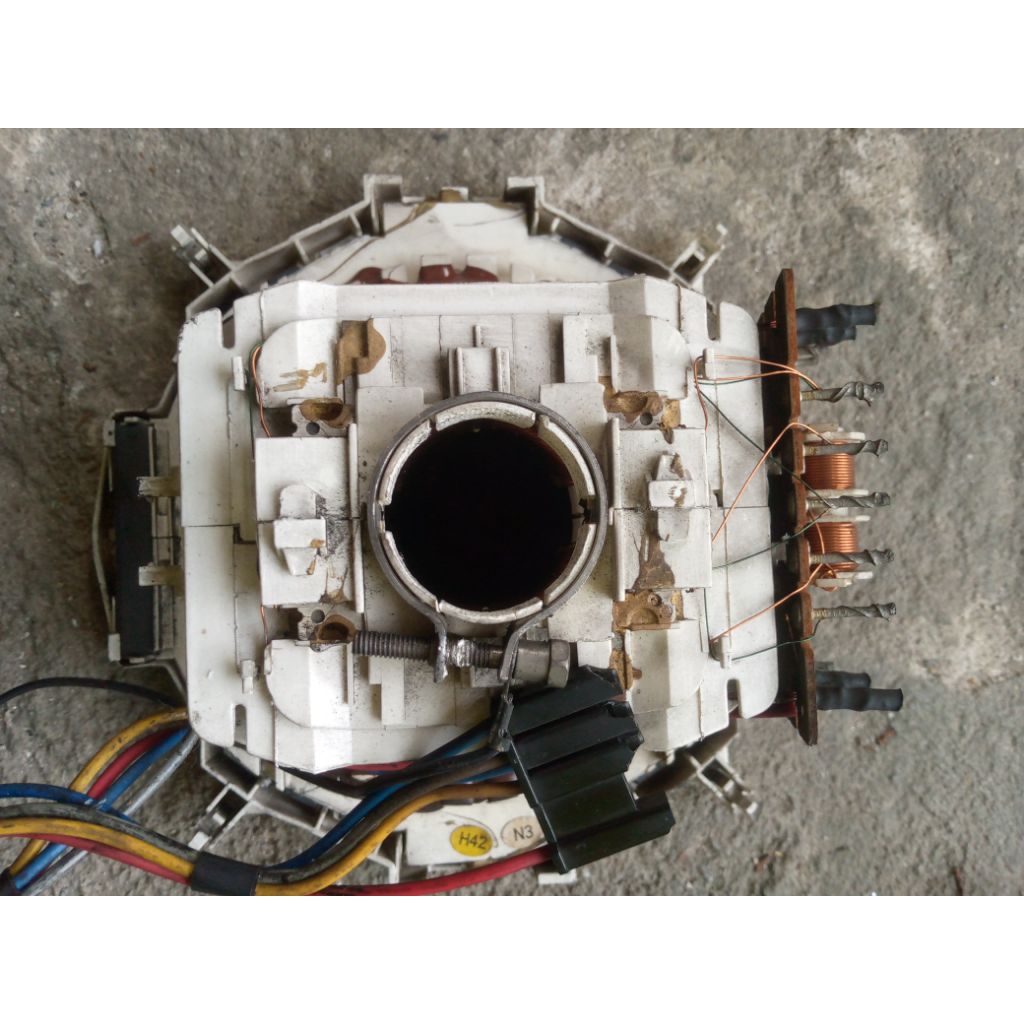 Yoke, konde TV tabung flat 29inc merk panasonic, normal.