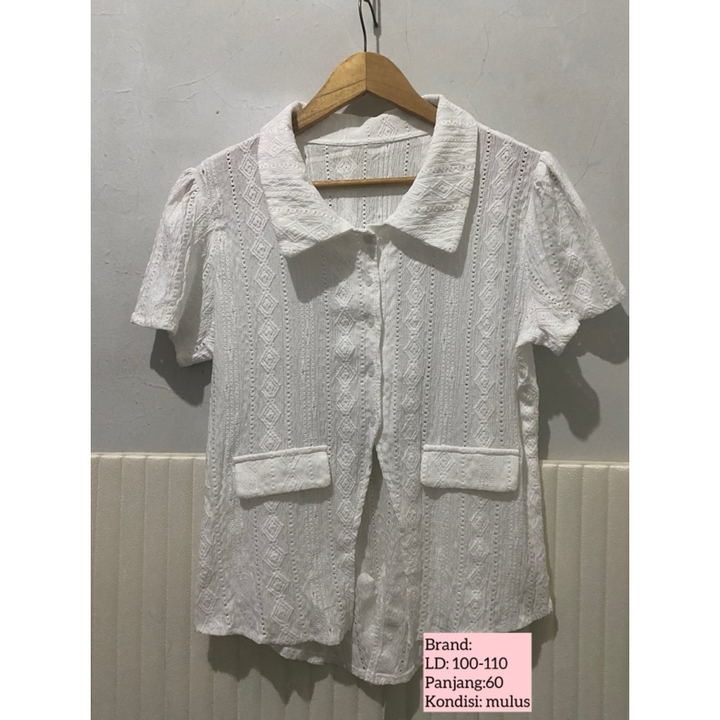 Preloved Atasan Kemeja Blazer Wanita Putih Katbol Korean Style