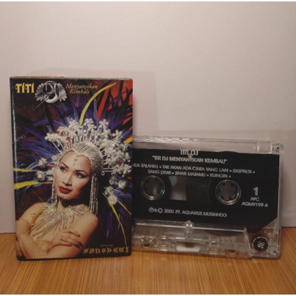 Kaset Titi DJ - Menyanyikan Kembali