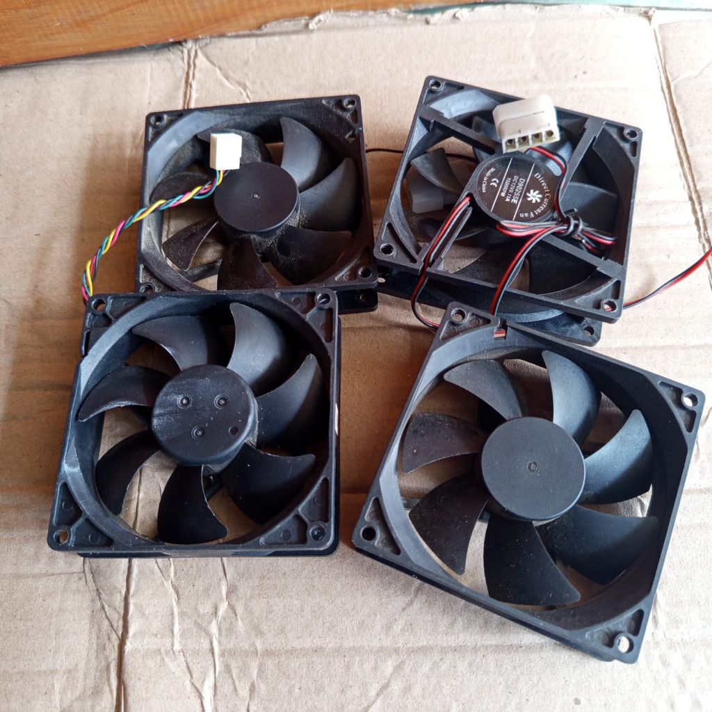 kipas fan kesing 8x8cm standart bekas