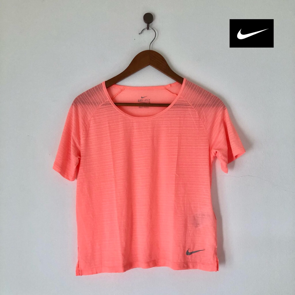 [preloved] Blus Crop Centang Outer Olahraga Nerawang Warna Oren (Olahraga Running, Gym, Pilates, dll